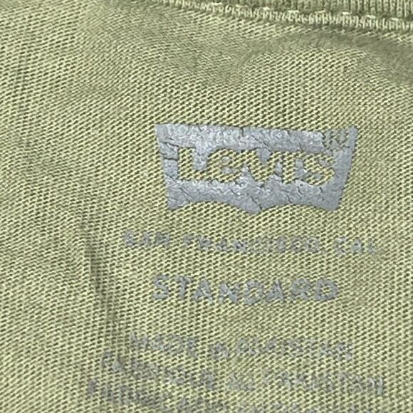 Levi's Green Graphic Forest Short Sleeve Shirt Size S - Picture 8 of 12